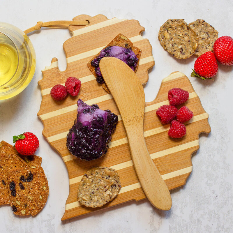 Custom Michigan Charcuterie Board with Spreader Knife Gift Set - 2